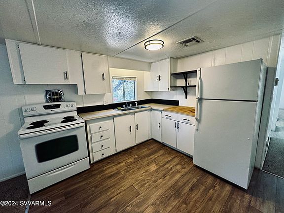 3rd image of 30 Ironwood Street