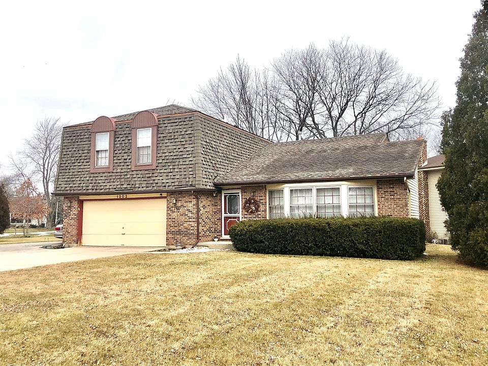 1st image of 1202 Claridge Dr
