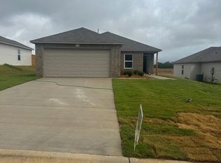 5120 Red Fox Trl, Bauxite, AR 72011
