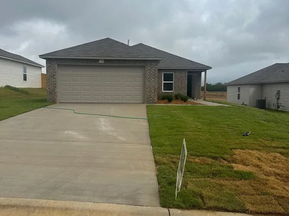 5120 Red Fox Trl, Bauxite, AR 72011