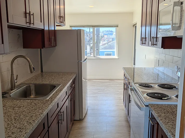 1495 22nd Ave #6 — Photo 8