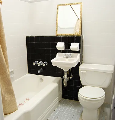 Rented by ROOM Real Estate | media 28