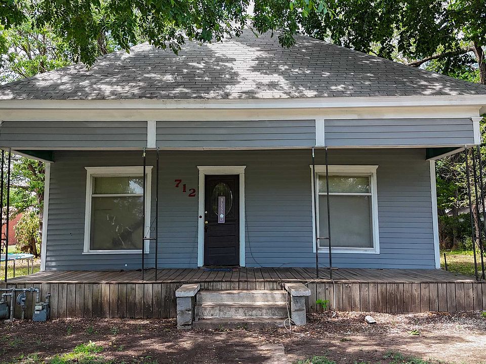 1st image of 712 S C St