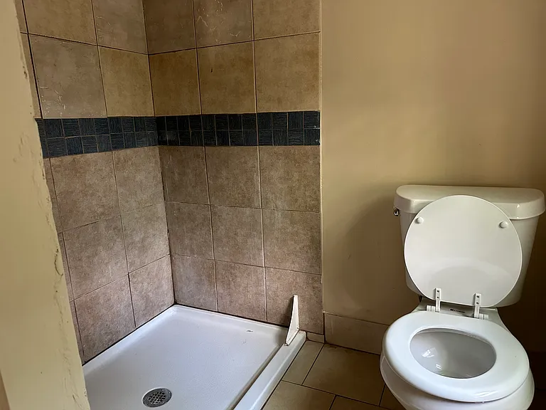 9553 Campus Ave — Photo 3
