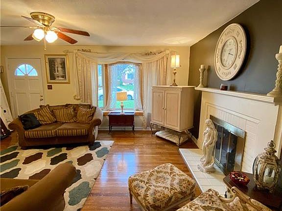 5th image of 219 Maddux Dr