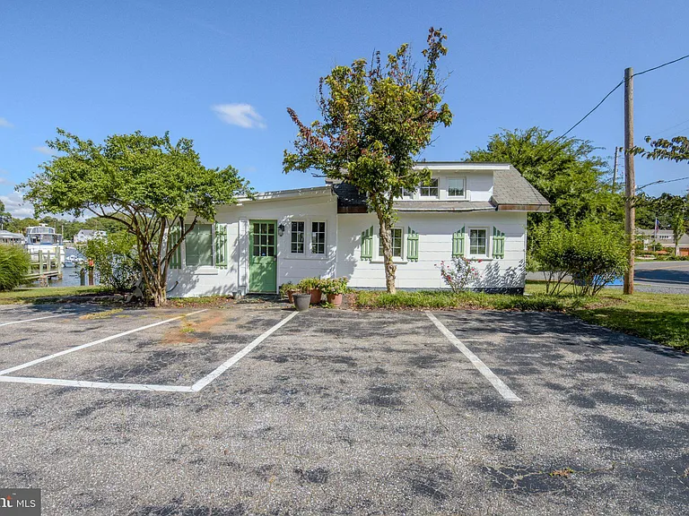 6062 Drum Point Rd — Photo 16