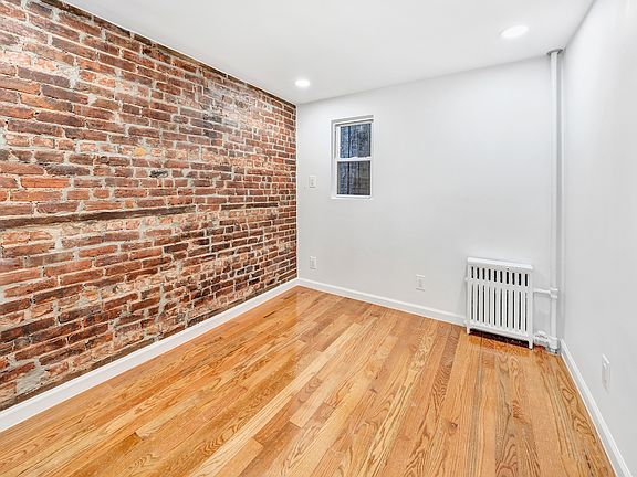 4th image of 423 E 12th St #3W
