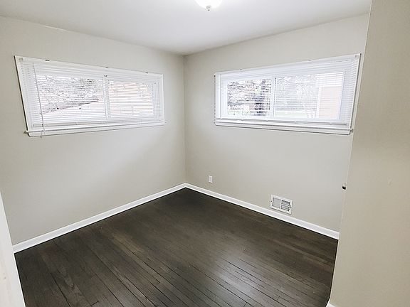 4th image of 5544 S O'Brien Ave Unit 1