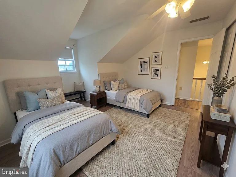 138 Persimmon St — Photo 39