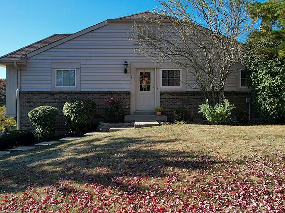 4th image of 928 Oakmont Ct