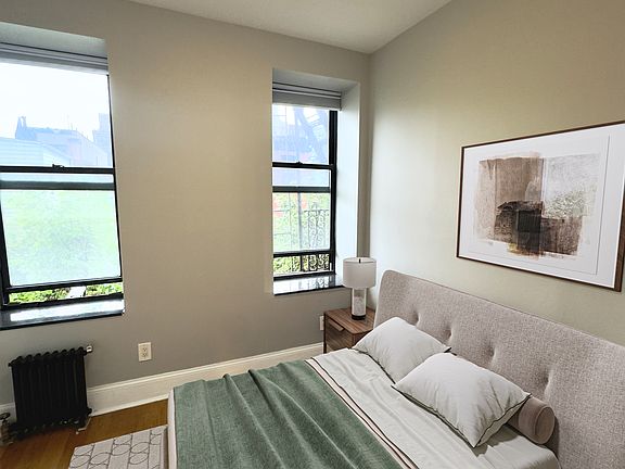 5th image of 54 Maujer St #8E