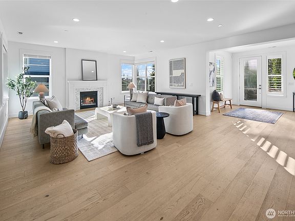 3rd image of 17 232nd Place SE