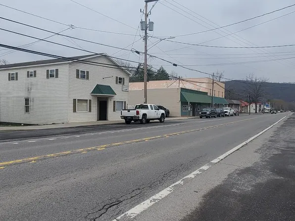 552 Nicholas St, Rupert, WV 25984