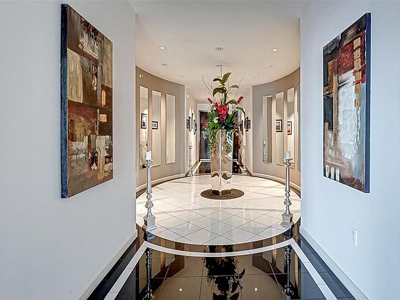 2nd image of 3030 Post Oak Blvd Unit 808