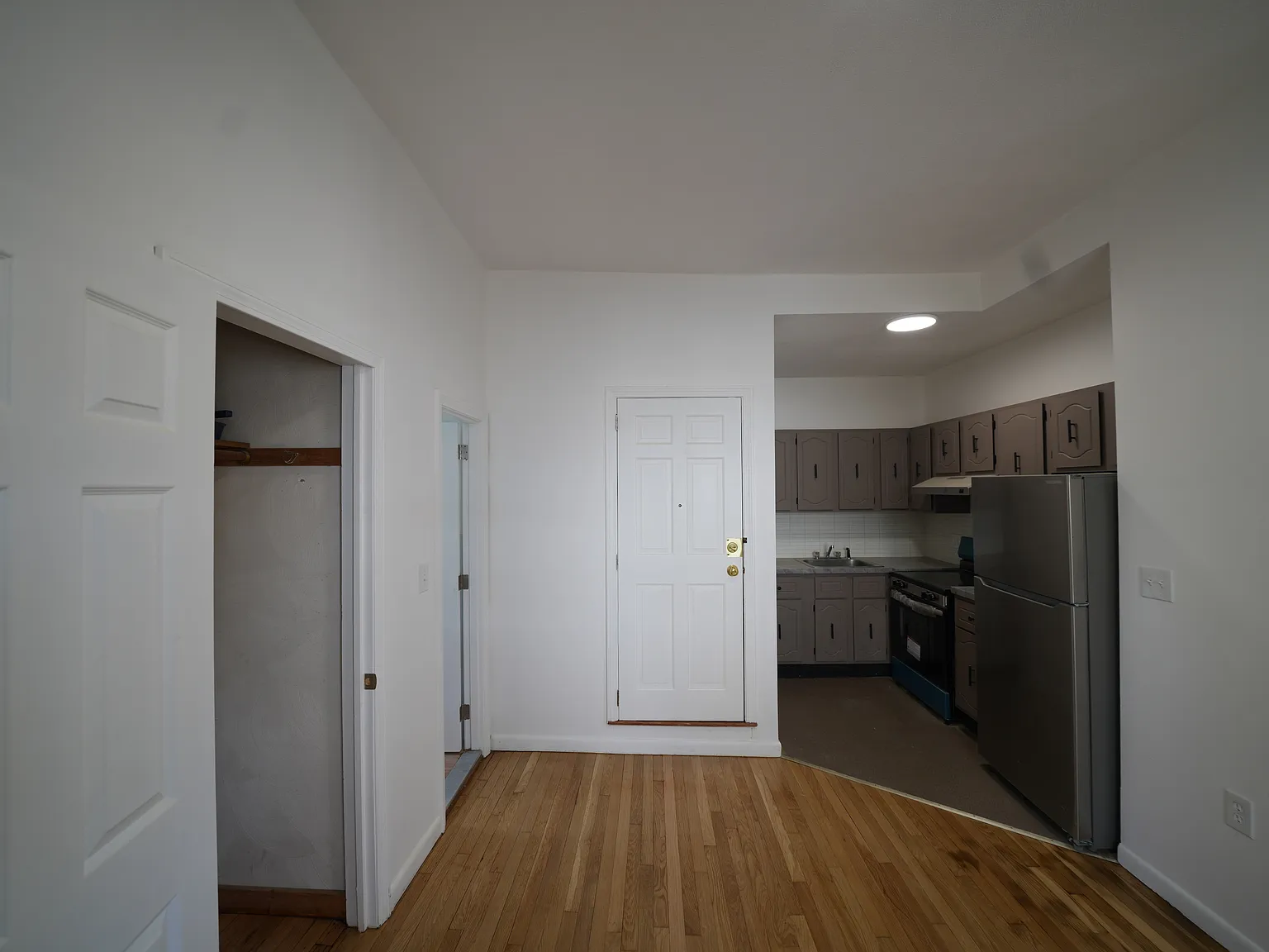 1 bed, 502 sqft, $2,650 — Photo 4