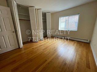 5820 W Sheridan Rd #410, Chicago, IL 60660