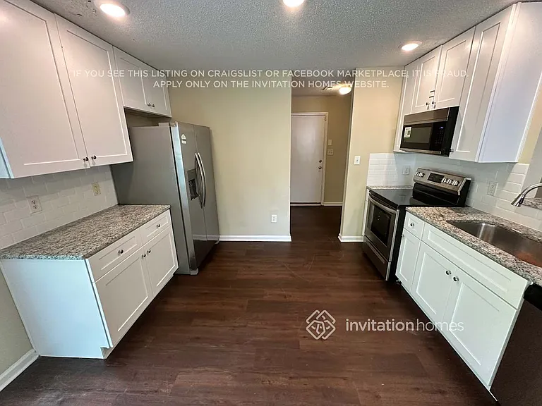 9808 Aviary Hill Way — Photo 6
