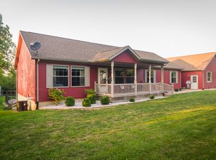 5289 East Rd, Clinton, IL 61727