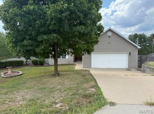 20274 Hyatt Ln, Saint Robert, MO 65584