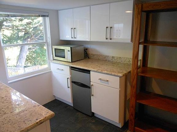 Kitchen Area-Room for a table and chairs also