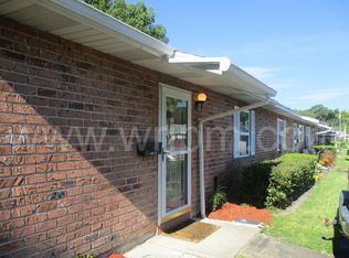 16 Fairway Ct, Deland, FL 32724