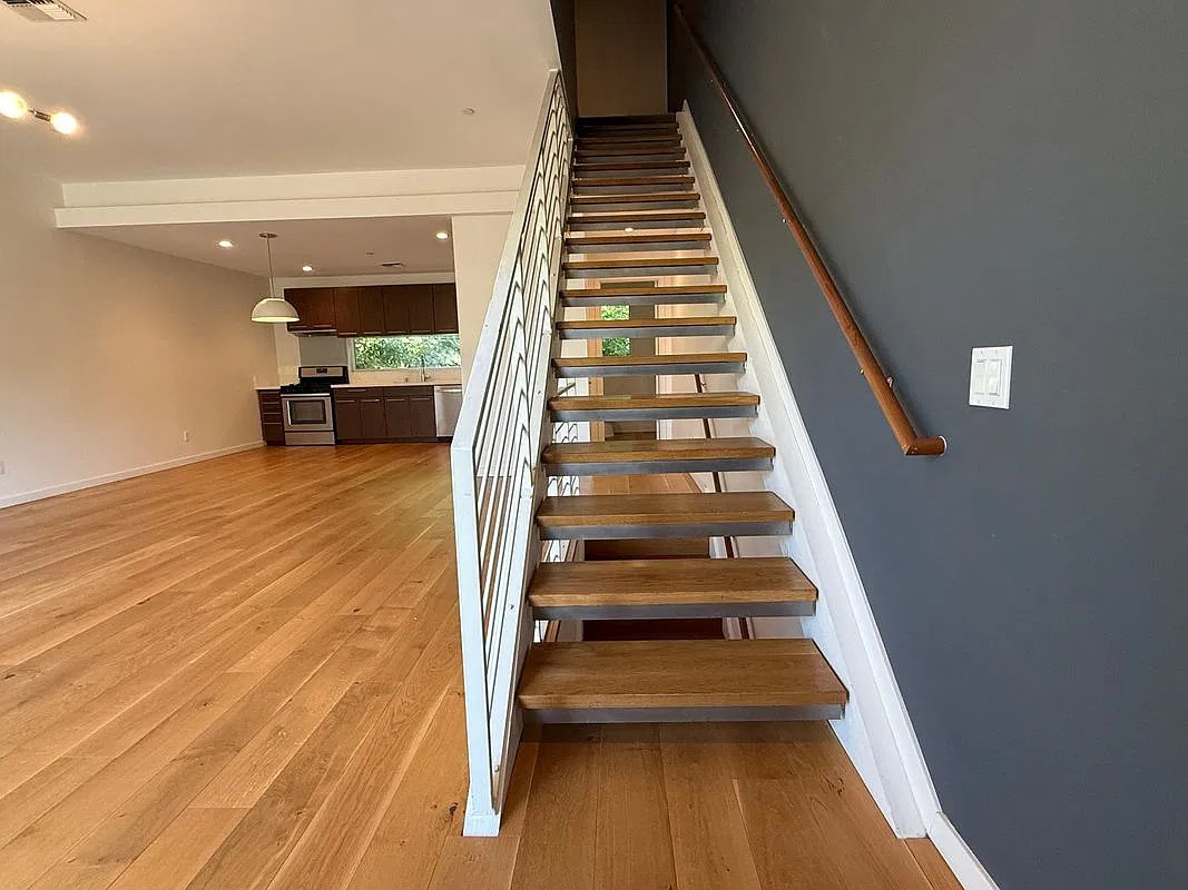 2 bed, 2.5 bath, 1456 sqft, $3,395 — Photo 3