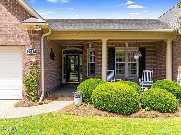 3rd image of 3017 Braewood Court