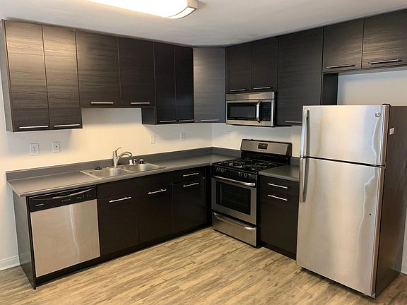 3rd image of 4701 39th St #14