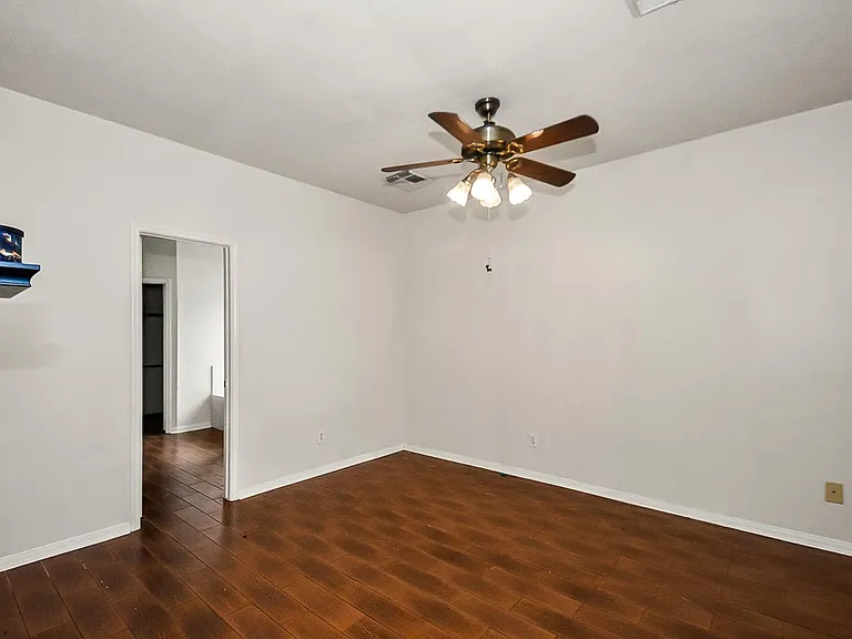 2313 Champion Dr — Photo 15