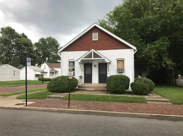 320 N Charles St, Belleville, IL 62220