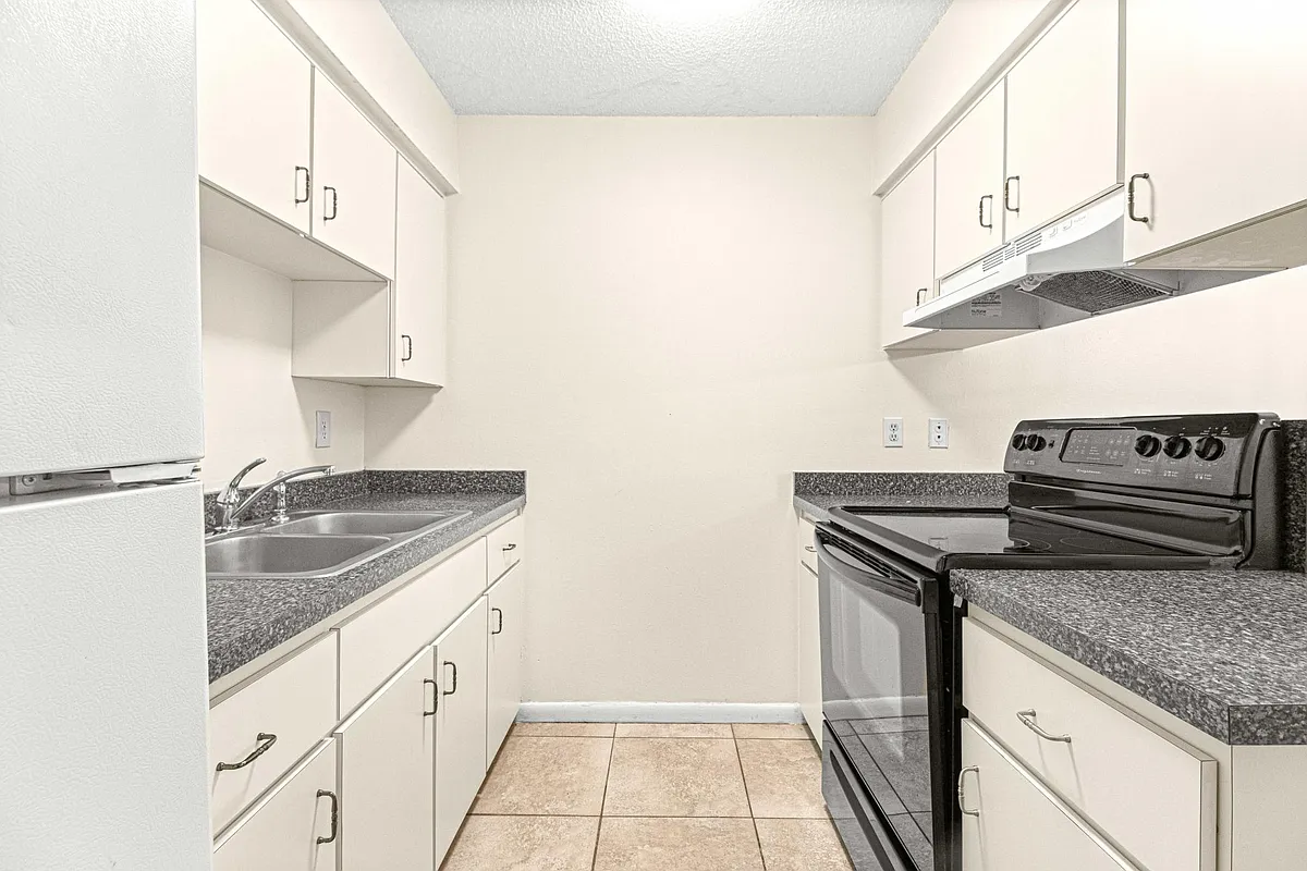 Building Photo - 1765 SW 107th Ln
