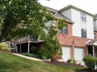 121 Fairway Cir, Pittsburgh, PA 15241