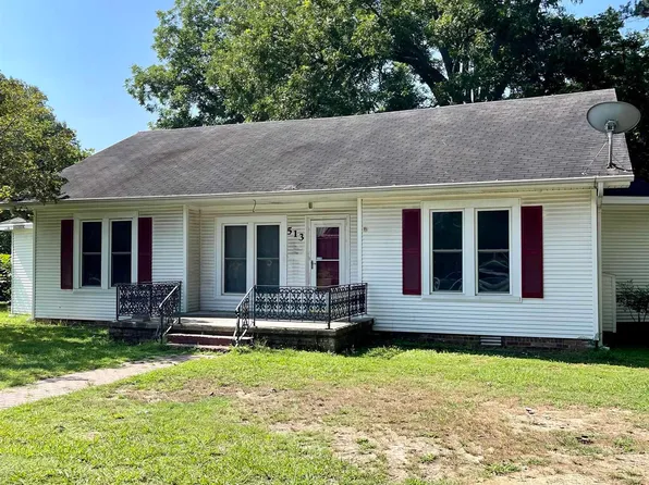 513 W Center St, Beebe, AR 72012