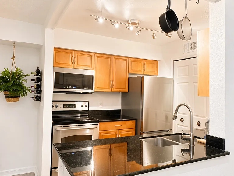 3266 Haviland Ct #204 — Photo 4