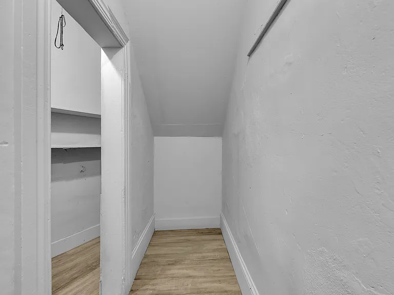 149 W Ridge St #1B — Photo 8
