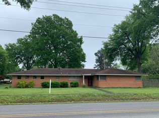1501 S Buerkle St, Stuttgart, AR 72160