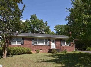 112 Caldwell St, Greer, SC 29651