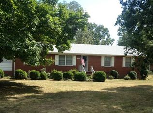 7901 Elkhardt Rd, North Chesterfield, VA 23235