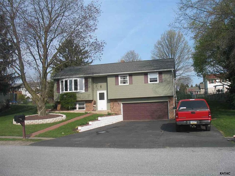 1st image of 208 Stitt Dr