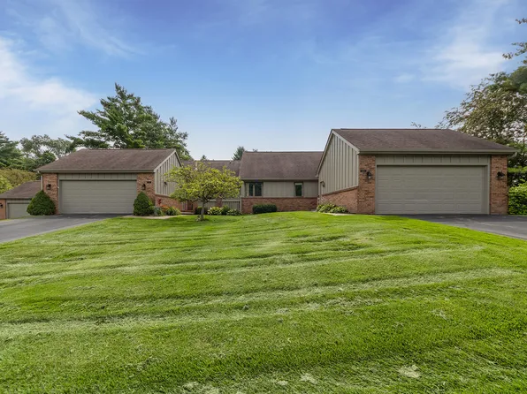 225 Raintree Cir, Kalamazoo, MI 49006
