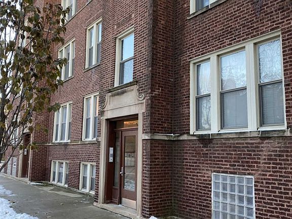 2nd image of 2003 W Warner Ave Unit G