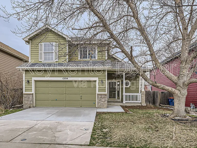 12194 Crabapple St — Photo 2