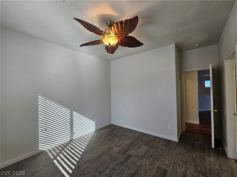 10134 Reflection Brook Ave — Photo 36