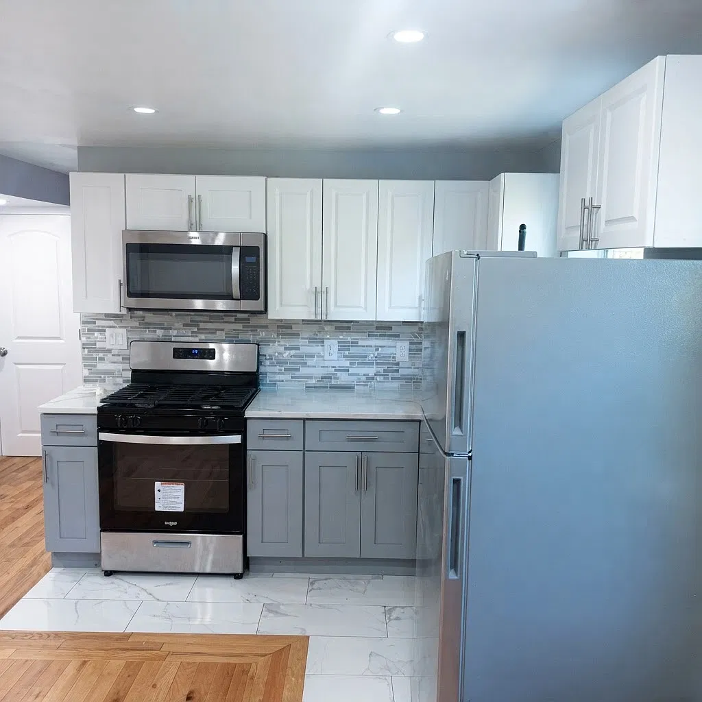 3 bed, 1304 sqft, $2,000 — Photo 3