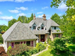 39 Akindale Rd, Pawling, NY 12564