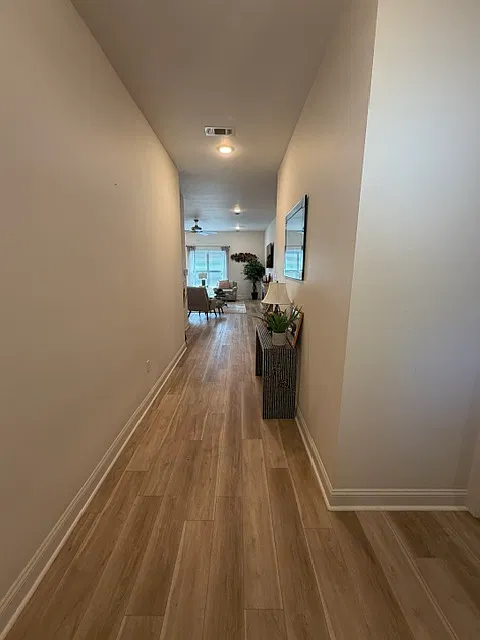 3 bed, 1702 sqft, $2,000 — Photo 3