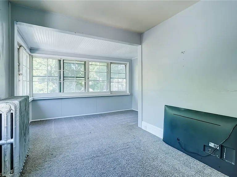 590 Garson Ave — Photo 16