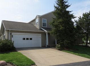 824 Overlook Ridge Dr UNIT 824, Cleveland, OH 44109