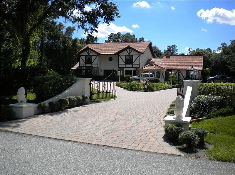 1st image of 7131 Wild Horse Cir