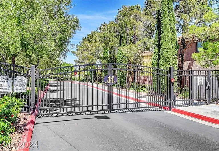 10914 Esta Ponia Ct — Photo 10